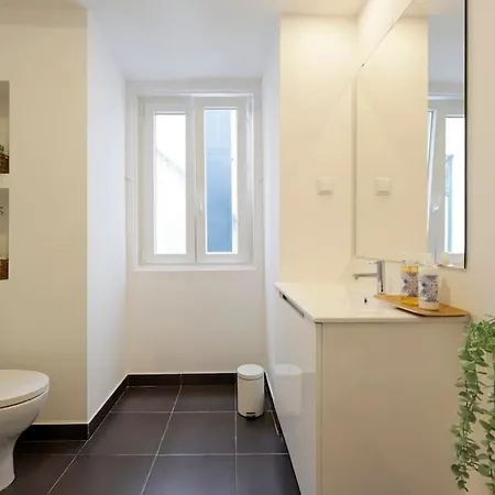 The Location In Downtown Apartman