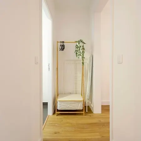 The Location In Downtown Apartman *