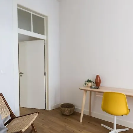 The Location In Downtown Apartment