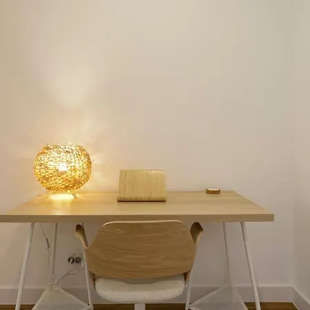 The Location In Downtown Apartment