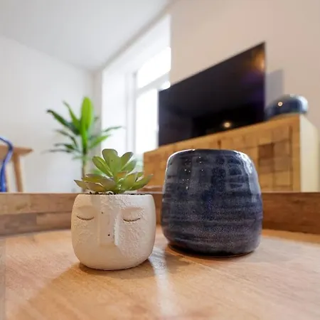 The Location In Downtown * Lizbona