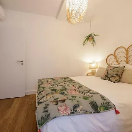 The Location In Downtown Apartment