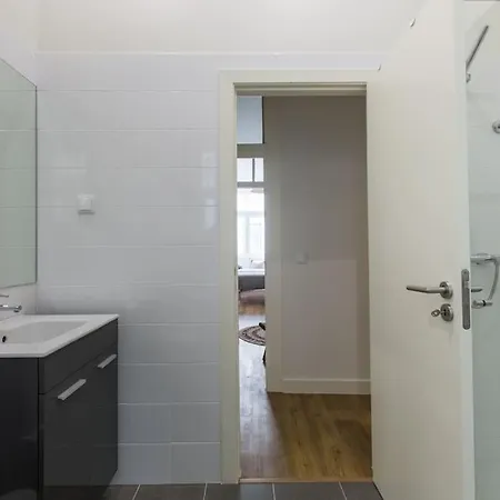 The Location In Downtown * Lizbona